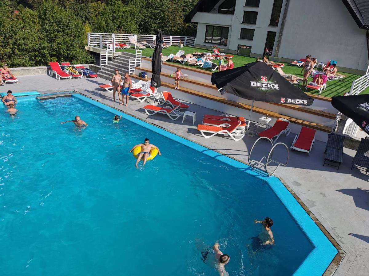 Pensiunea Almas Exteriör bild